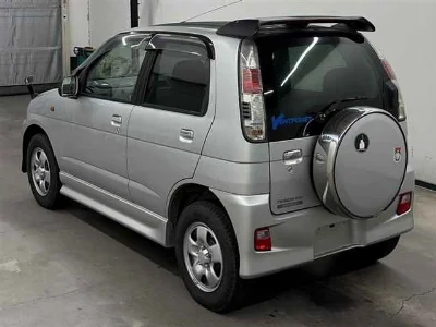 DAIHATSU TERIOS KID