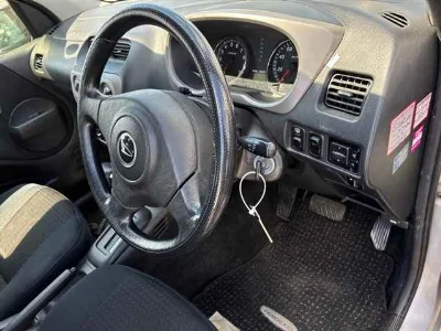 DAIHATSU TERIOS KID