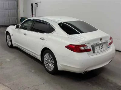 NISSAN CIMA