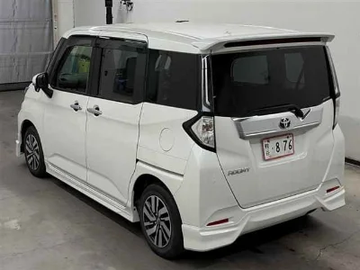 TOYOTA TANK