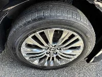 Цена авто Toyota HARRIER HYBRID с аукционов Японии, номер кузова AXUH80, пробег 61 000, оценка 6