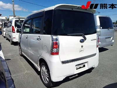 SUBARU LUCRA