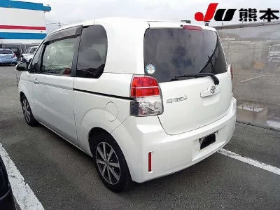 TOYOTA SPADE