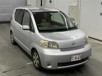TOYOTA PORTE