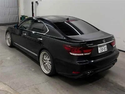 LEXUS LS