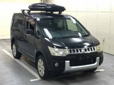 Mitsubishi DELICA D5
