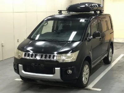 MITSUBISHI DELICA D5