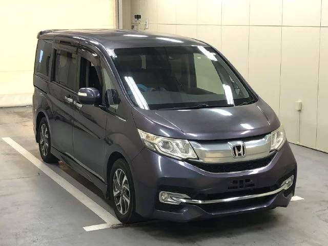 Honda Stepwgn  с аукциона в Японии