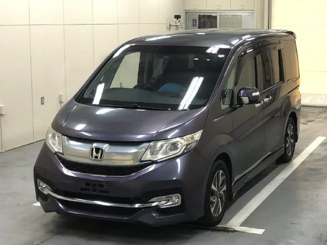 Honda Stepwgn  с аукциона в Японии