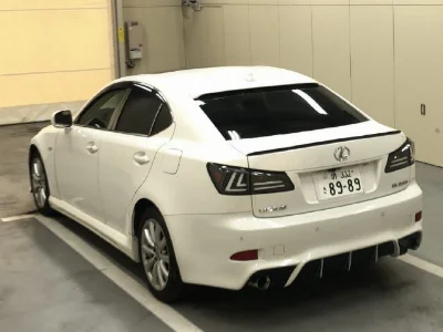 LEXUS IS