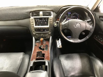 LEXUS IS