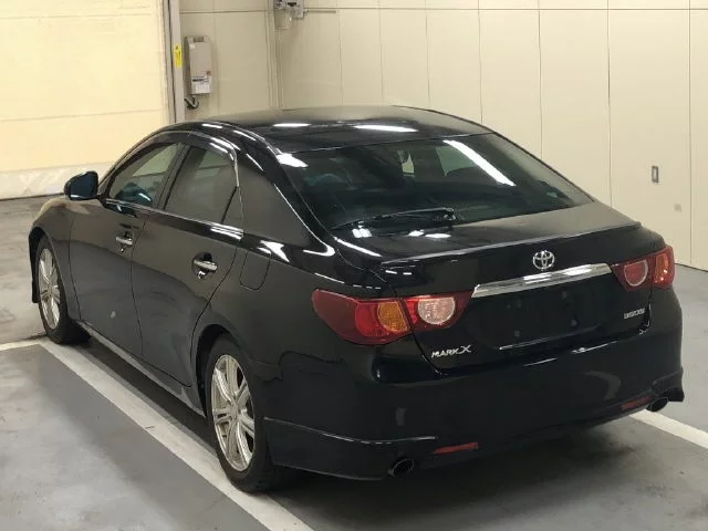 Toyota Mark X  с аукциона в Японии