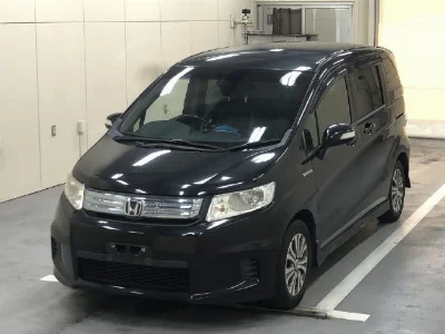 HONDA FREED SPIKE