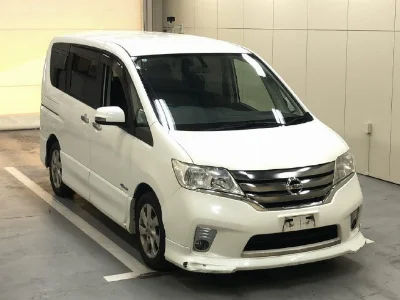 NISSAN SERENA