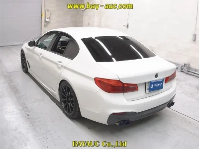 BMW 5 SERIES