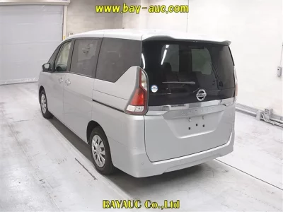 NISSAN SERENA
