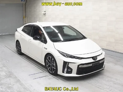 TOYOTA PRIUS PHV