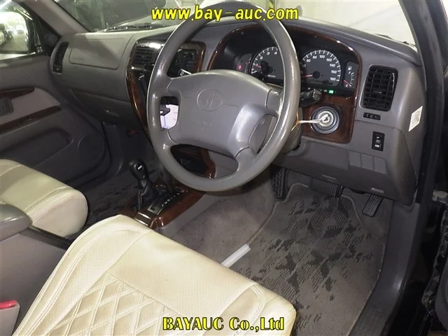 Toyota Hilux Surf  с аукциона в Японии
