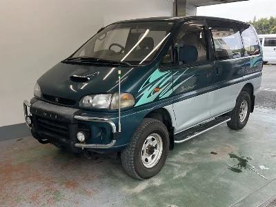 MITSUBISHI DELICA