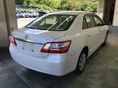 TOYOTA PREMIO