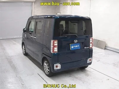 DAIHATSU WAKE