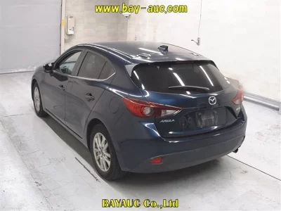 MAZDA AXELA