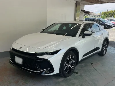 TOYOTA CROWN CROSSOVER