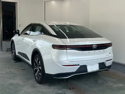 TOYOTA CROWN CROSSOVER