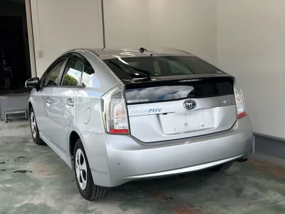 TOYOTA PRIUS PHV