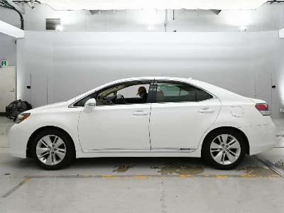 LEXUS HS