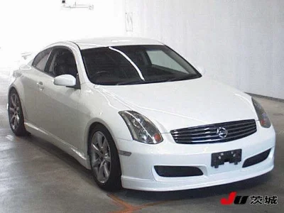 NISSAN SKYLINE