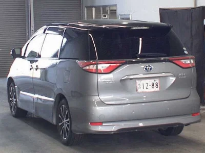 TOYOTA ESTIMA