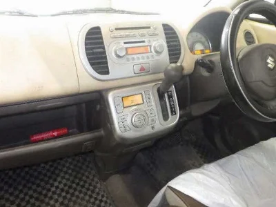 SUZUKI MRWAGON