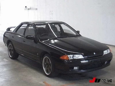 NISSAN SKYLINE