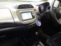 Цена авто Honda Fit с аукционов Японии, номер кузова GP1, пробег 193 000, оценка 6
