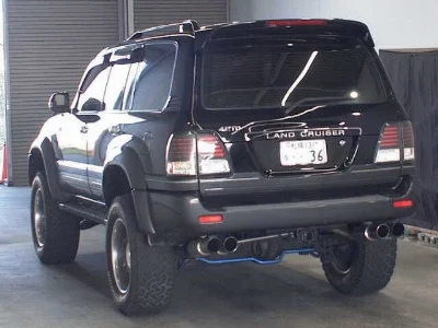 TOYOTA LAND CRUISER