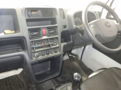 NISSAN CLIPPER TRUCK