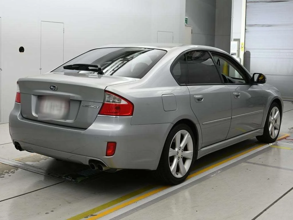 Subaru Legacy B4  с аукциона в Японии