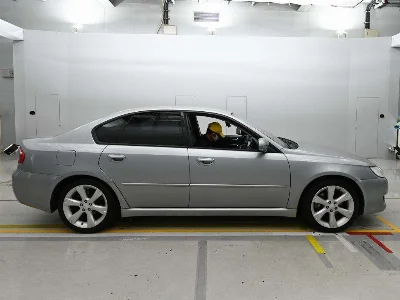 SUBARU LEGACY B4