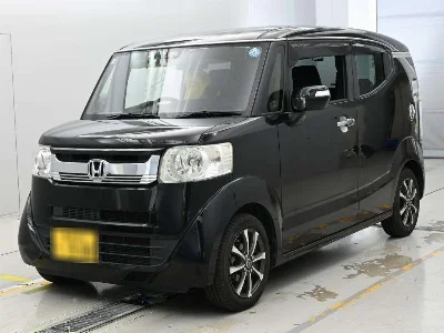 HONDA N BOX SLASH