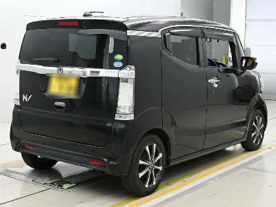 HONDA N BOX SLASH