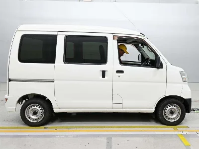 DAIHATSU HIJET VAN