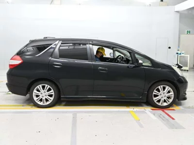 HONDA FIT SHUTTLE