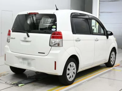 TOYOTA SPADE