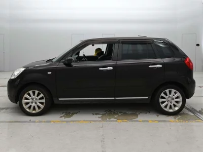 MAZDA VERISA