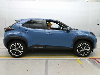 TOYOTA YARIS CROSS