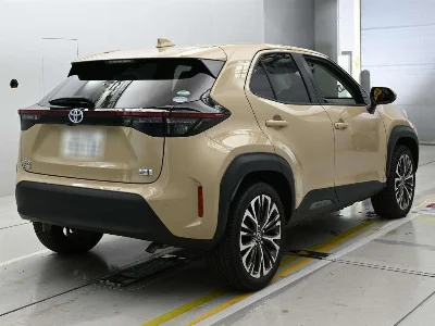 TOYOTA YARIS CROSS