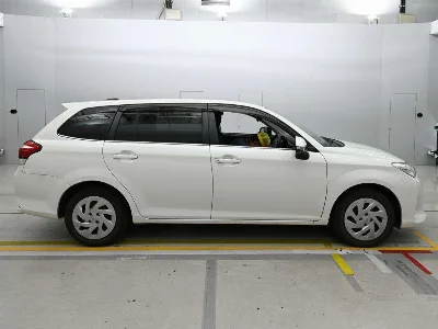 TOYOTA COROLLA FIELDER