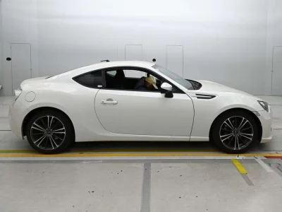 SUBARU BRZ