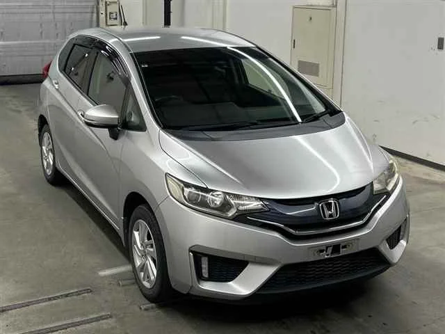Honda Fit  с аукциона в Японии